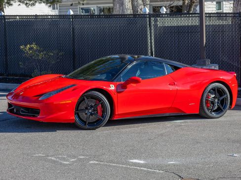 Used 2010 Ferrari 458 Italia Coupe image 25