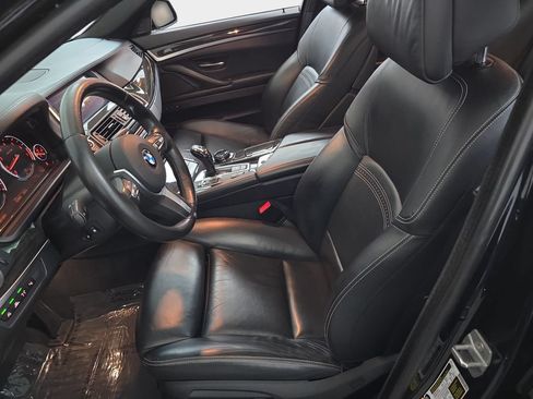 Used 2016 BMW 550i Sedan RWD image 18
