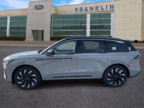 New 2026 Lincoln Nautilus Black Label w/ Jet Appearance Package image 6