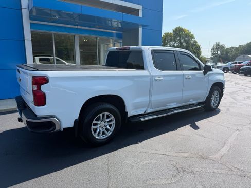 Used 2021 Chevrolet Silverado 1500 LT w/ Diesel Off-Road Package AWD/4WD image 2