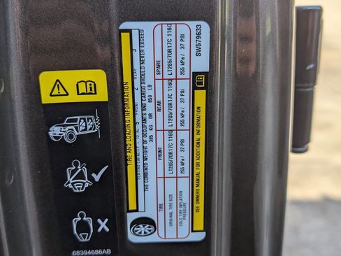 Used 2025 Jeep Wrangler Unlimited Rubicon 4xe w/ Convenience Group image 36