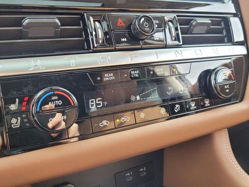 New 2026 Nissan Pathfinder Platinum AWD/4WD image 17