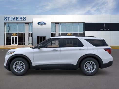 New 2026 Ford Explorer Active image 3