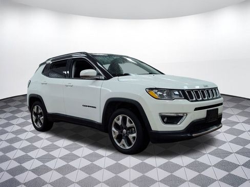 Used 2019 Jeep Compass Limited w/ Safety & Security Group image 6