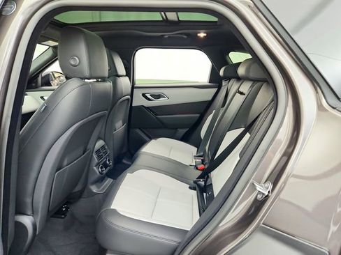 New 2026 Land Rover Range Rover Velar Dynamic SE image 27