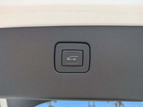 Used 2024 Buick Envista Preferred w/ Convenience I Package FWD image 14