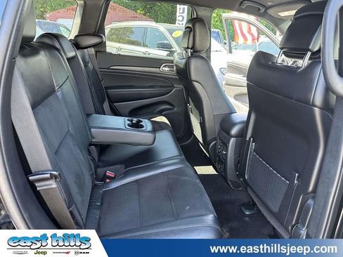 Used 2022 Jeep Grand Cherokee Laredo X AWD/4WD image 23