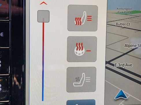 Used 2024 RAM 1500 Laramie image 24