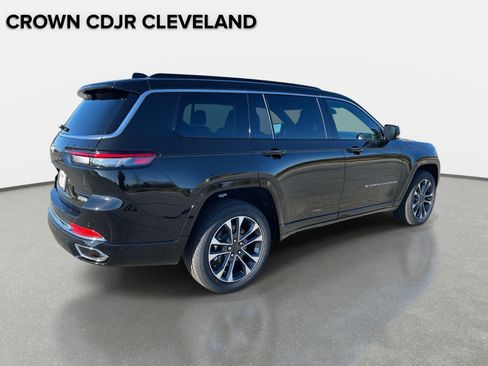 New 2025 Jeep Grand Cherokee L Overland w/ Advanced Protech Group III AWD/4WD image 4