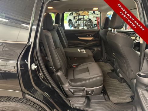 Used 2022 Subaru Ascent Premium w/ Convenience Package AWD/4WD image 36