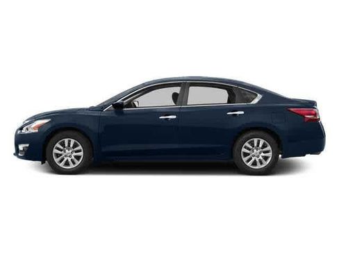 Used 2013 Nissan Altima 2.5 S image 3
