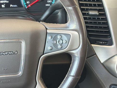 Used 2020 GMC Yukon Denali w/ Open Road Package AWD/4WD image 10