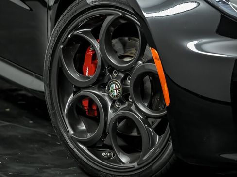Used 2016 Alfa Romeo 4C Spider RWD image 3