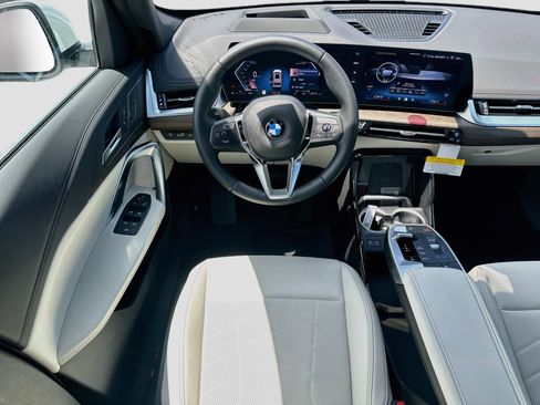 New 2026 BMW X1 xDrive28i w/ Technology Package AWD/4WD image 16