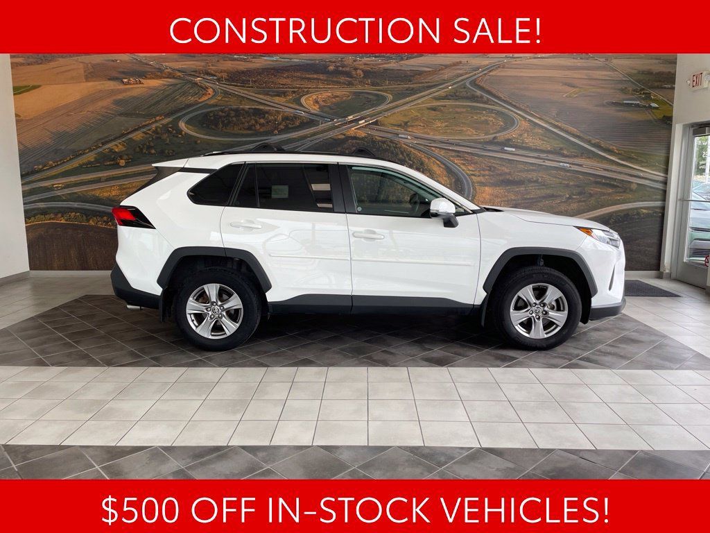 Used 2023 Toyota RAV4 XLE w/ Convenience Package AWD/4WD image 5