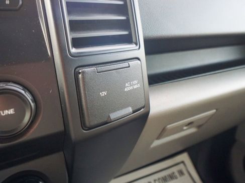 Used 2018 Ford F150 XL w/ Equipment Group 101A Mid AWD/4WD image 25