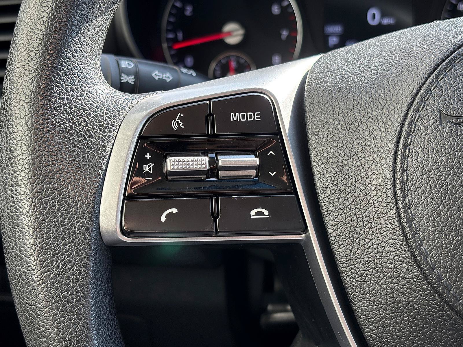 Used 2019 Kia Sorento AWD V6 image 22
