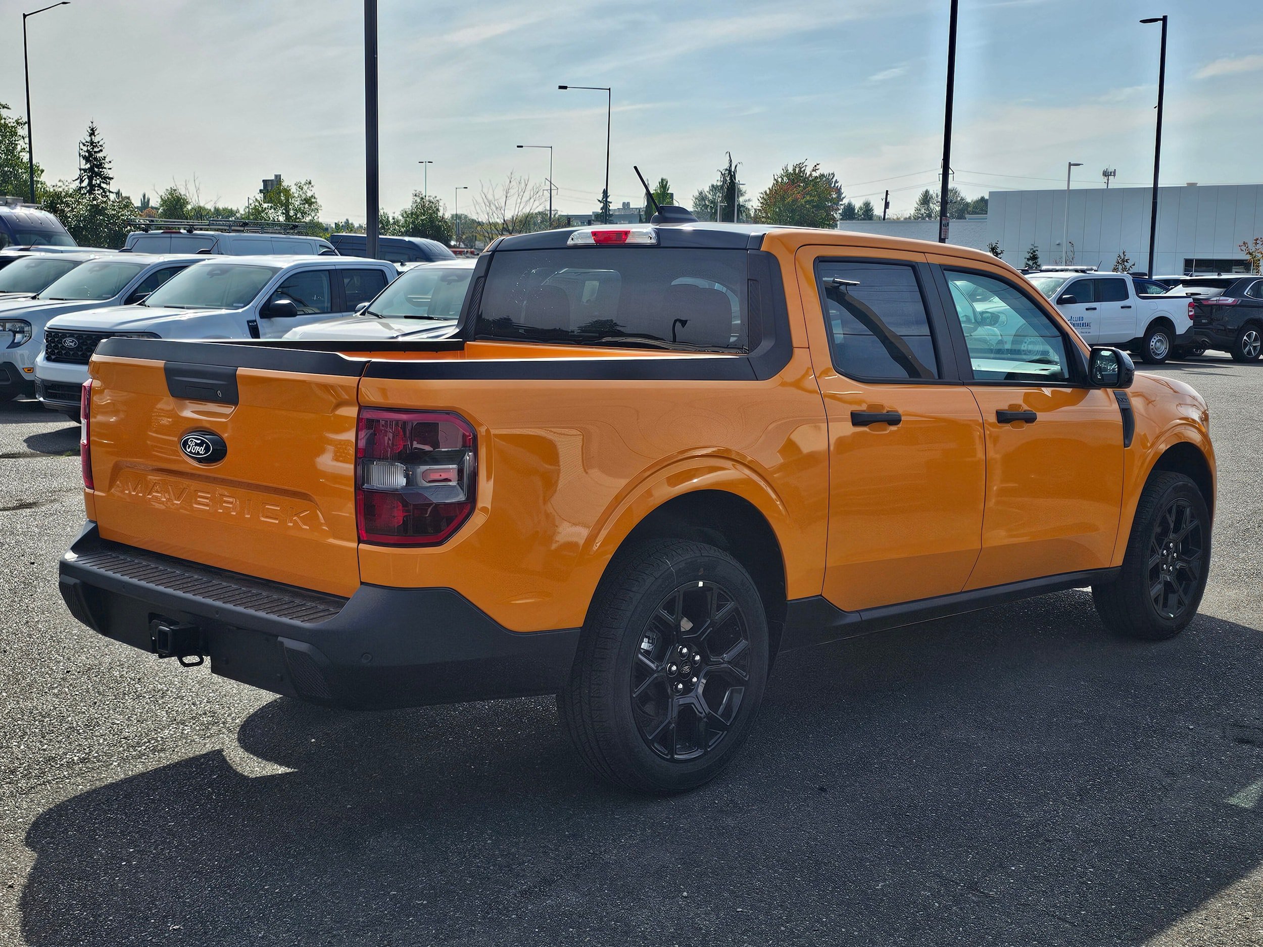 New 2026 Ford Maverick XLT w/ Equipment Group 301A AWD/4WD image 5