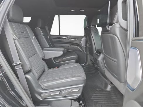 Used 2023 Cadillac Escalade V AWD/4WD image 38