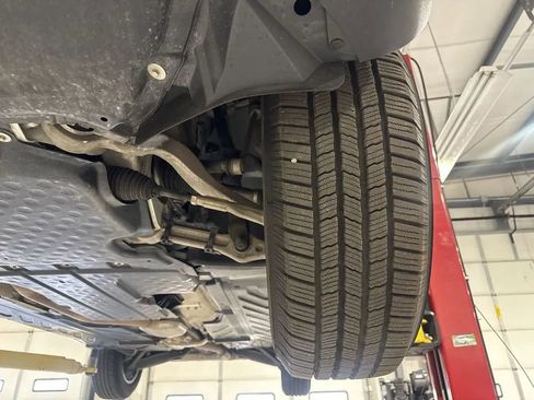 Used 2017 Mercedes-Benz GLC 300 4MATIC image 21