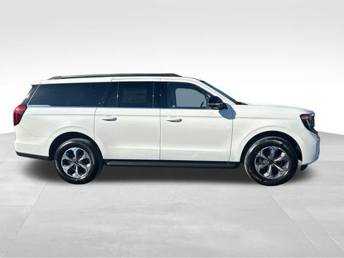 New 2027 Ford Expedition Max Active RWD image 7