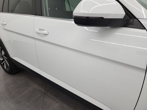 Used 2025 Volkswagen Atlas SE image 25