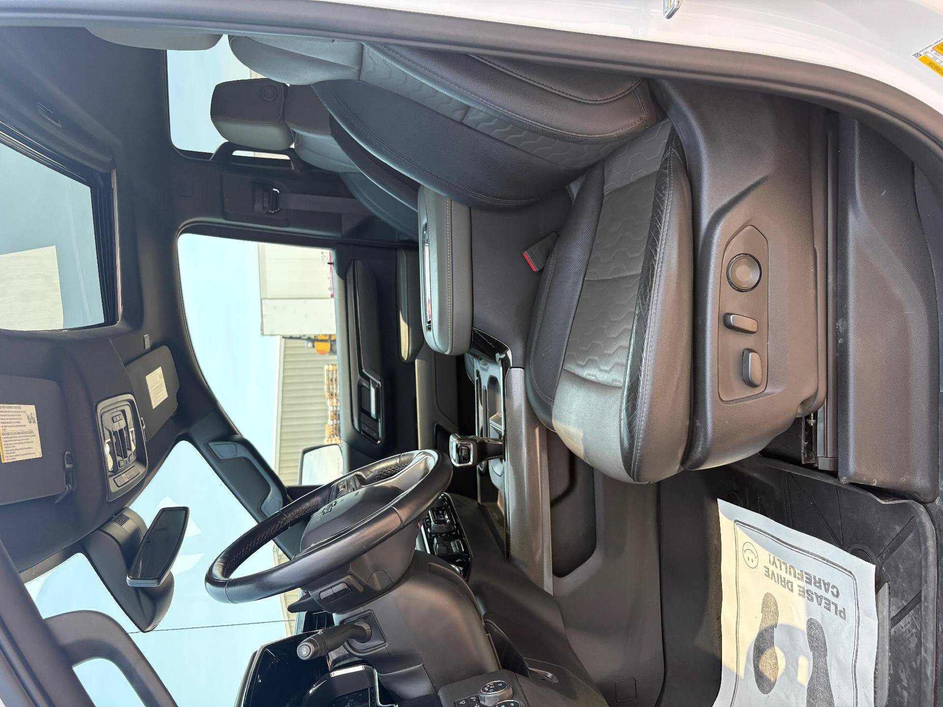 Used 2022 Chevrolet Silverado 1500 ZR2 AWD/4WD image 13