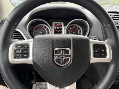 Used 2014 Dodge Journey Limited w/ Sun/Sound & Wheel Group FWD image 23