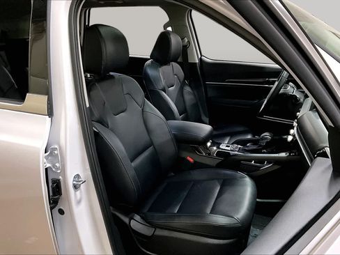 Used 2025 Kia Telluride S AWD/4WD image 9