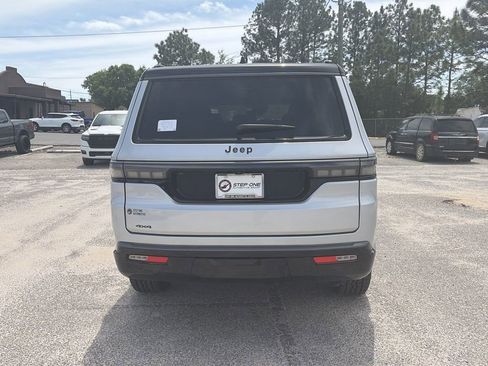 New 2026 Jeep Grand Wagoneer 4WD image 6