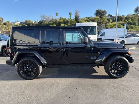 Certified 2025 Jeep Wrangler Unlimited Sahara w/ Safety Group image 10