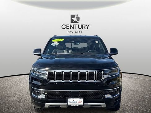 Used 2024 Jeep Wagoneer L Series II w/ Flexible Seating Group image 6