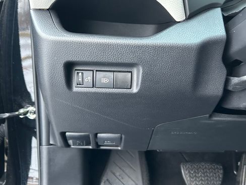 Used 2024 Toyota RAV4 Adventure image 17