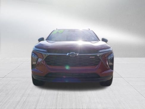 Certified 2024 Chevrolet Trax RS w/ Sunroof Package image 8