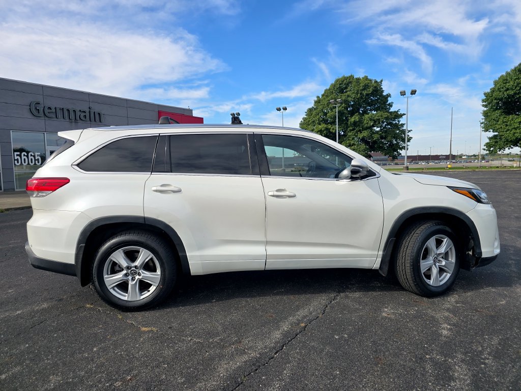 Certified 2019 Toyota Highlander Limited Platinum AWD/4WD image 20