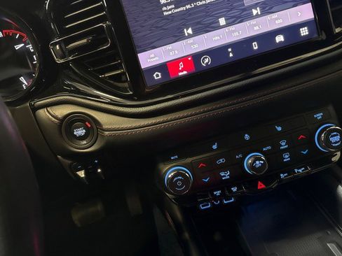 Used 2021 Dodge Durango R/T w/ Blacktop Package image 25