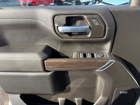 Used 2020 Chevrolet Silverado 1500 LT Trail Boss image 34