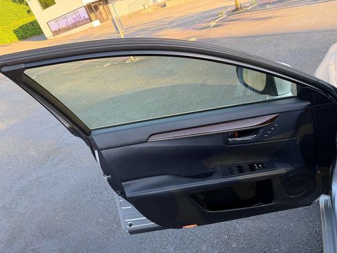 Used 2015 Lexus ES 350 w/ Premium Package FWD image 45