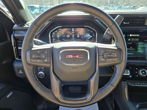 Used 2025 GMC Sierra 2500 AT4 w/ AT4 Premium Plus Package image 28