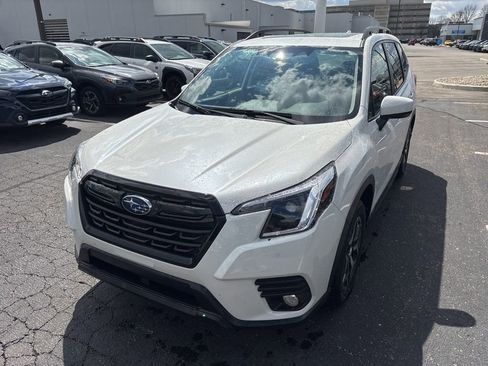 Certified 2023 Subaru Forester Premium AWD/4WD image 6