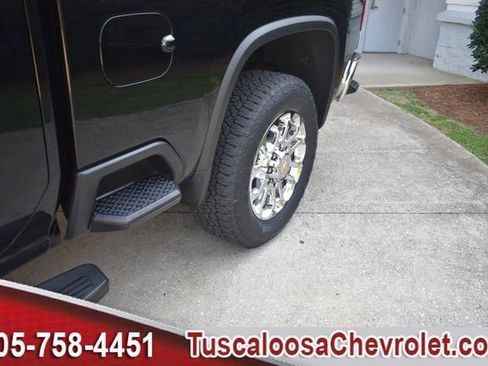 Certified 2024 Chevrolet Silverado 2500 LTZ w/ LTZ Premium Package AWD/4WD image 16