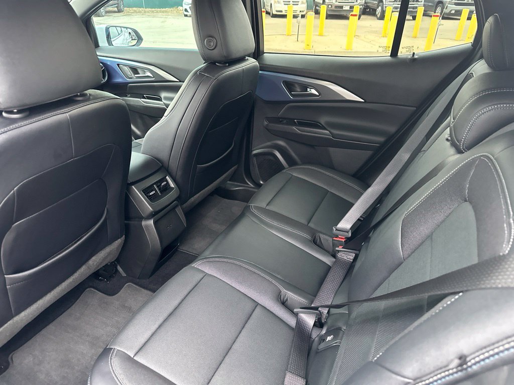 Certified 2024 Chevrolet Equinox EV LT AWD/4WD image 16