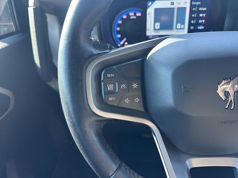 Used 2022 Ford Bronco Wildtrak image 14