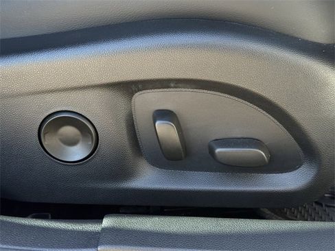 Certified 2023 Cadillac CT5 Luxury w/ Sun And Sound Package image 32