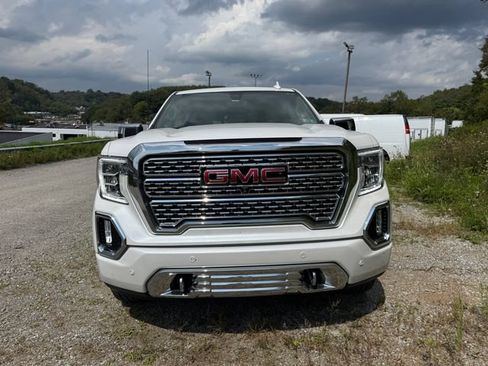 Used 2021 GMC Sierra 1500 Denali w/ Denali Ultimate Package AWD/4WD image 8