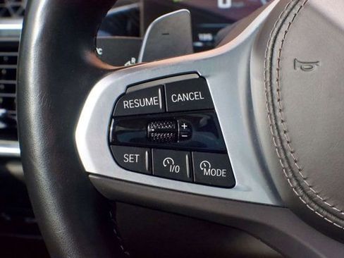 Used 2024 BMW X5 M60i image 22