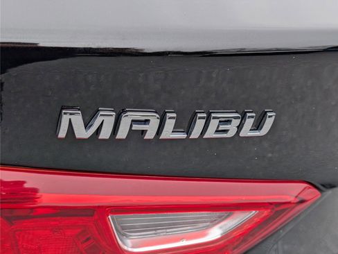 Used 2023 Chevrolet Malibu LT image 9