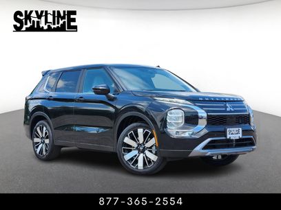 New 2025 Mitsubishi Outlander SE