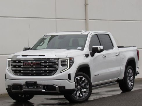Used 2023 GMC Sierra 1500 Denali w/ Denali Reserve Package image 1