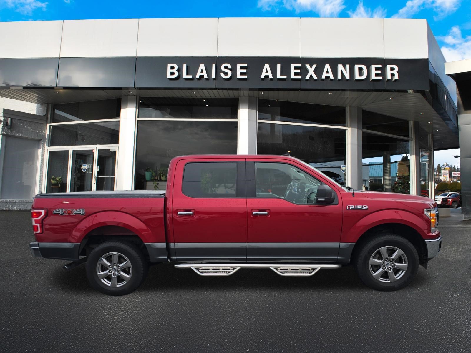 Used 2020 Ford F150 XLT w/ Equipment Group 302A Luxury AWD/4WD image 2